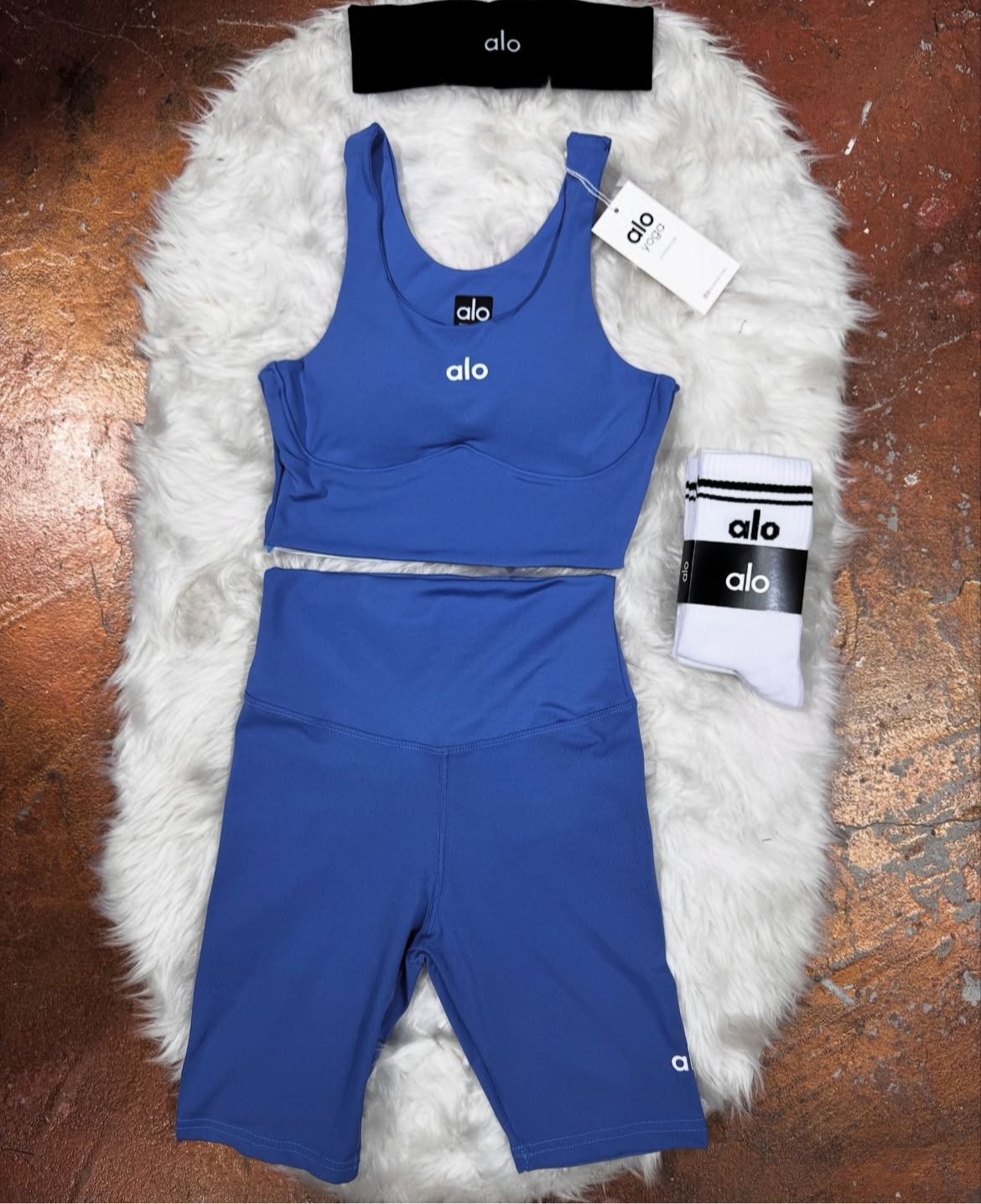 Büstiyer Şortlu Tayt Bandana Çorap 4’lü Takım