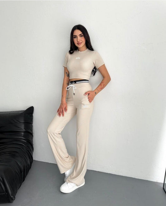 Crop T-Shirt Palazzo Pantolon Takım
