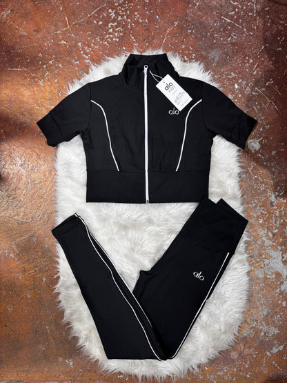SlimFit Tam Fermuarlı Kısa Kollu Crop  Tayt Takım
