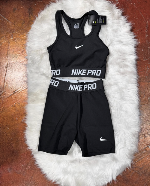 Büstiyer Şort Takım