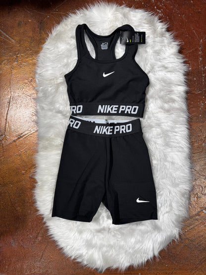 Büstiyer Şort Takım