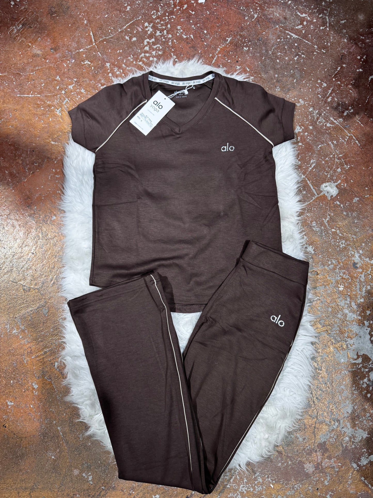Biyeli T-Shirt Pantolon Takım