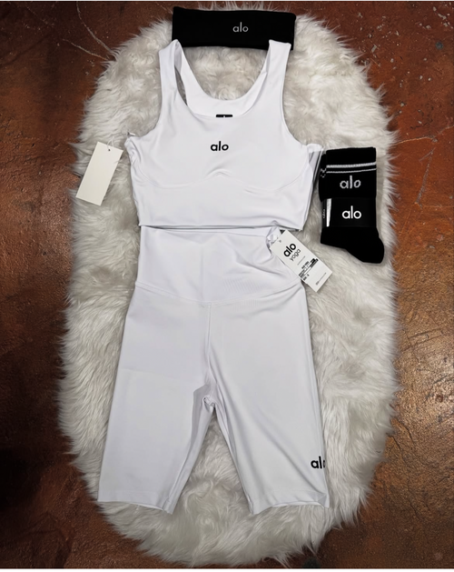 Büstiyer Şortlu Tayt Bandana Çorap 4’lü Takım