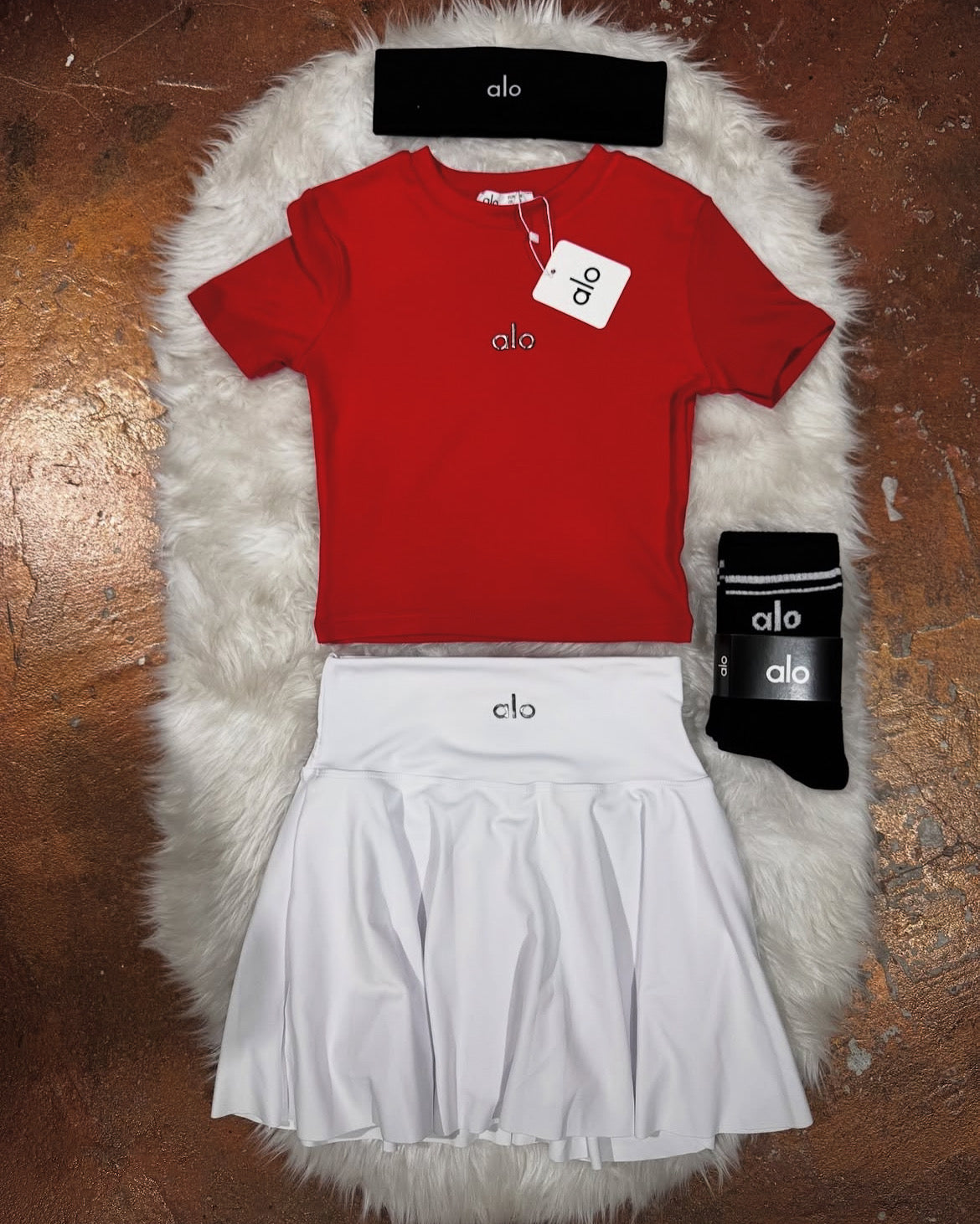 Crop T-Shirt Şortlu Etek Çorap Bandana Takım