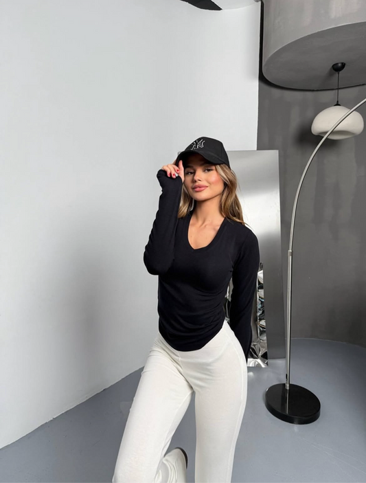 Uzun Kollu Parmak Geçirmeli Body