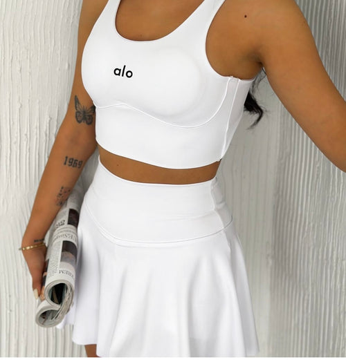 Sırt Detaylı Büstiyer Şortlu Etek  Takım