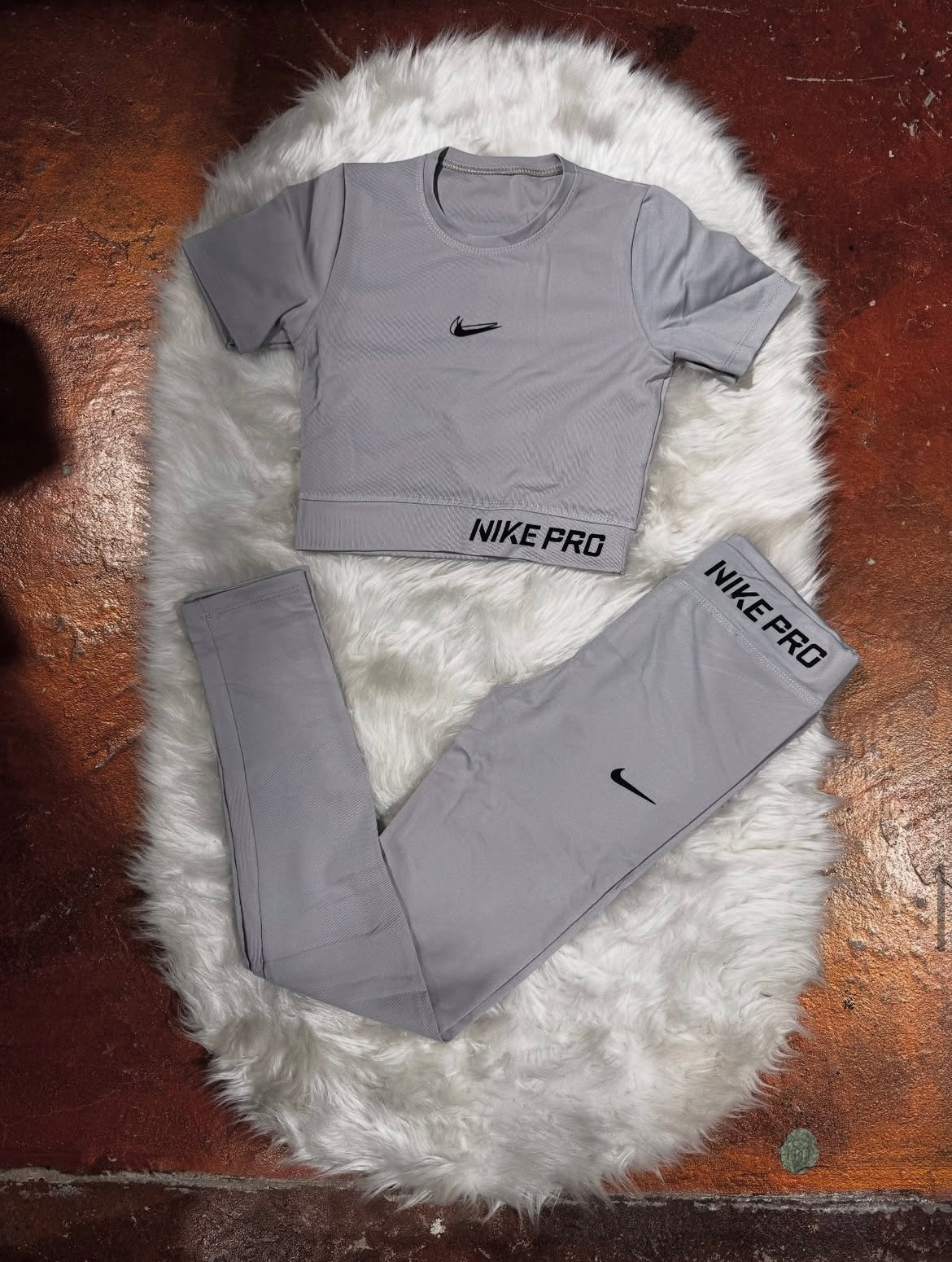 Crop T-Shirt Tayt Takım