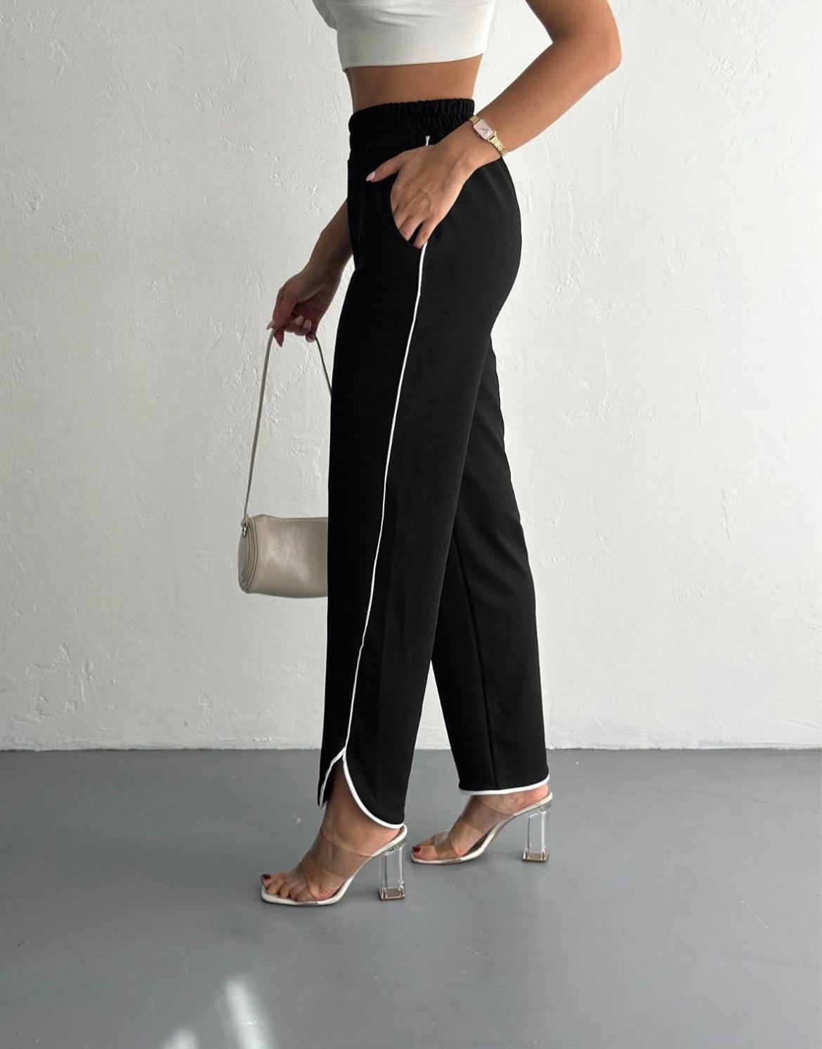 Çizgi Detaylı Pantolon