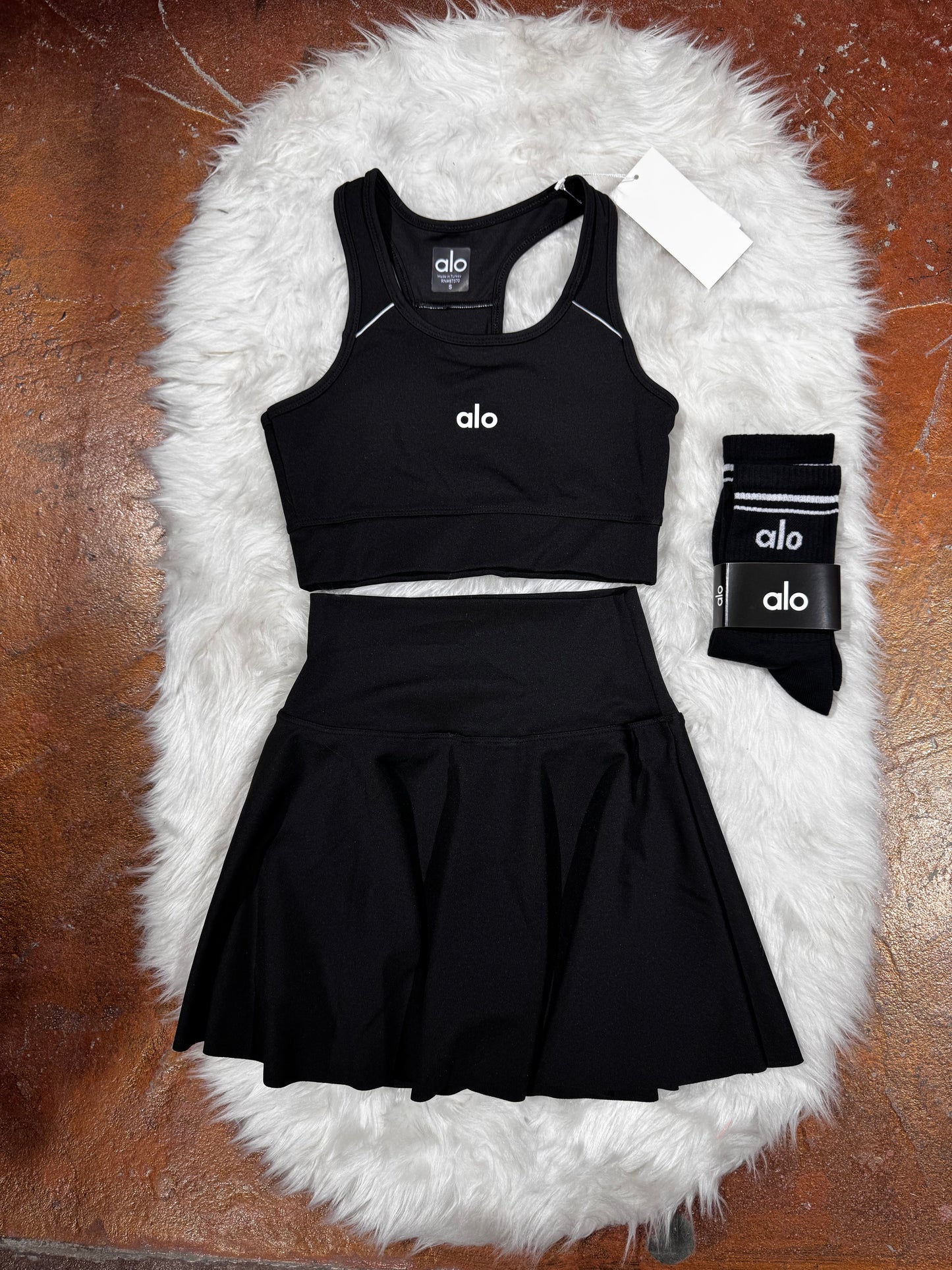 Siyah Büstiyer, Şortlu Etek,Çorap 3’lü Set