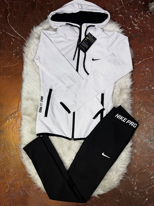 Beyaz Tam Fermuarlı Sweatshirt Tayt Takım