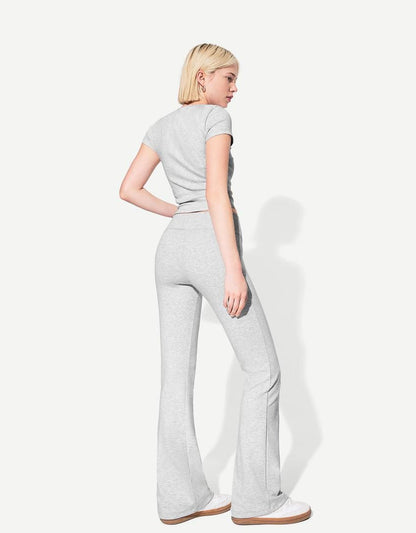 Crop T-Shirt İspanyol Paça Pantolon Takım