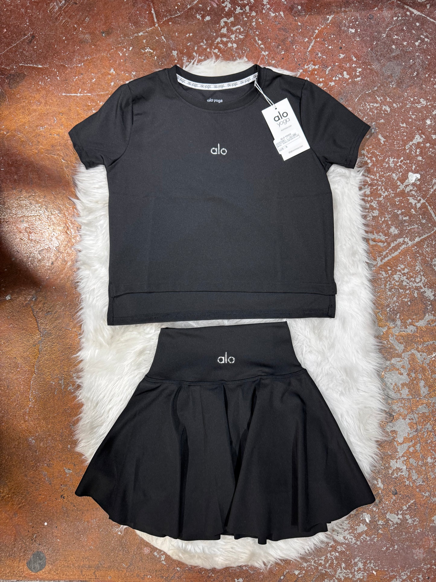 Crop T-Shirt  Şortlu Etek Takım