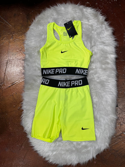 Büstiyer Şort Takım