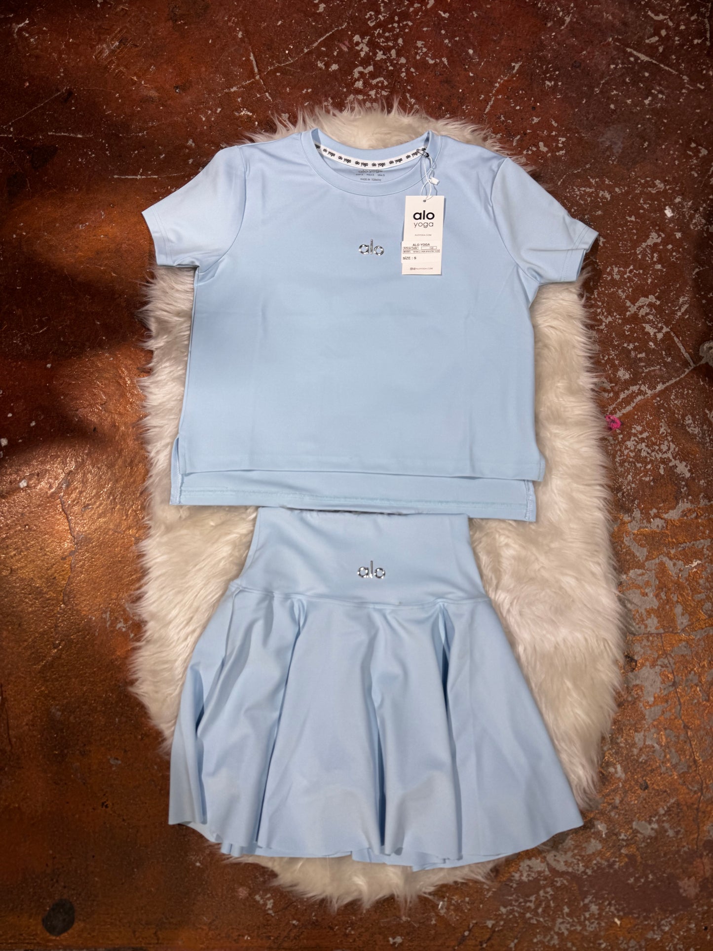 Crop T-Shirt  Şortlu Etek Takım