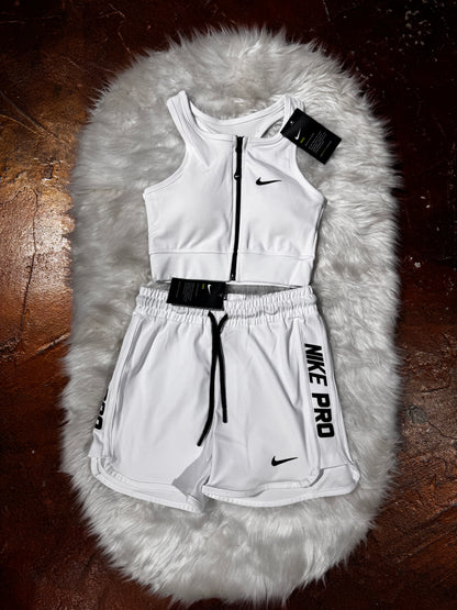 Büstiyer Şort Takım