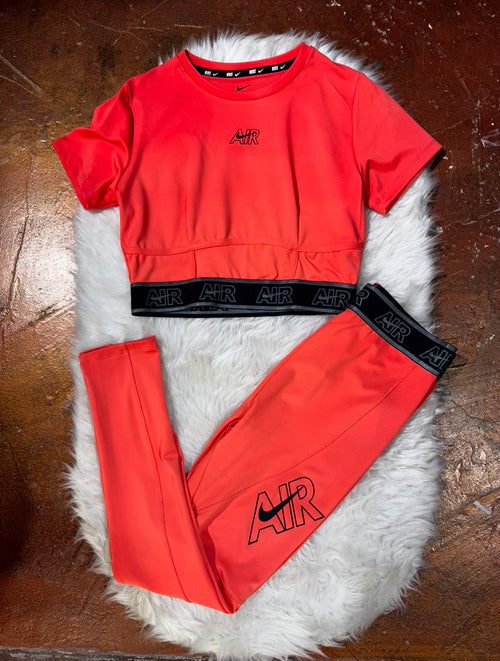 Crop T-Shirt Tayt Takım